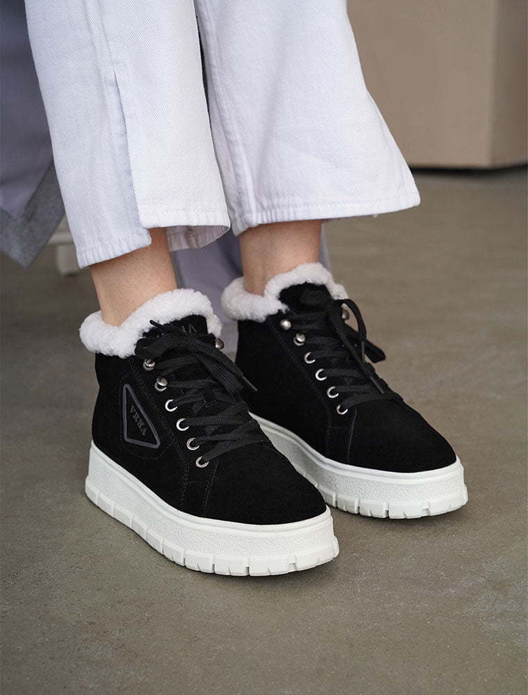 VR Suede Boots, Beige