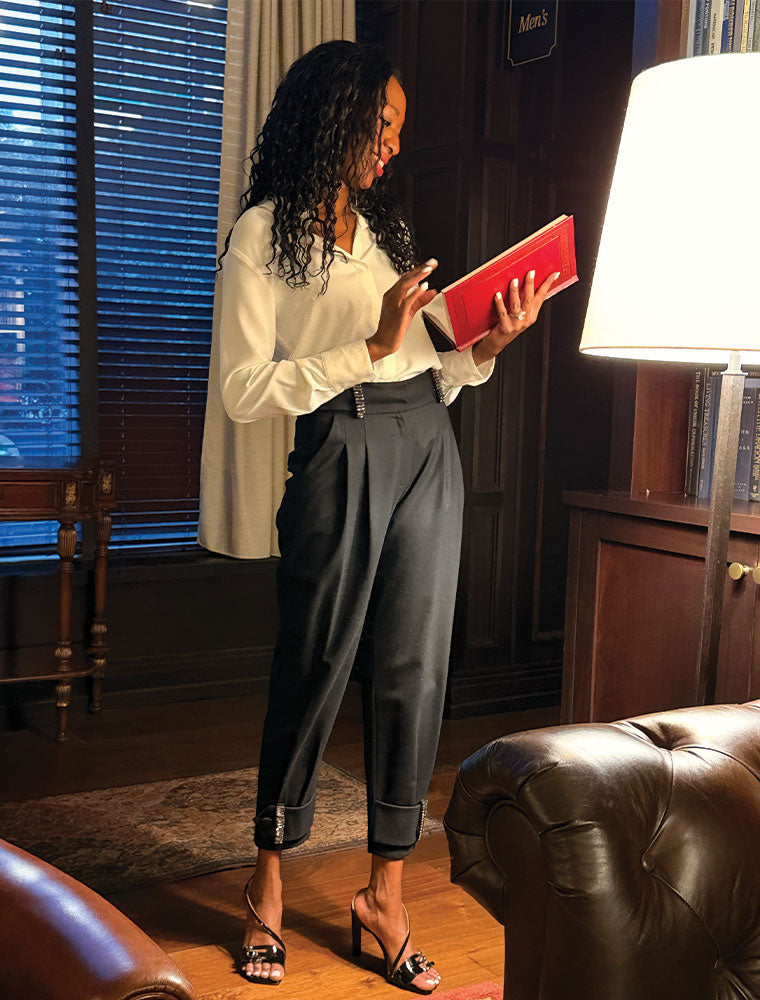 Pleated Women's Pants with Detailed Cuff, Black