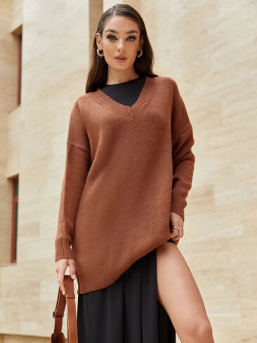 GEPUR // STRAIGHT CUT V-NECK KNITTED SWEATER, BROWN